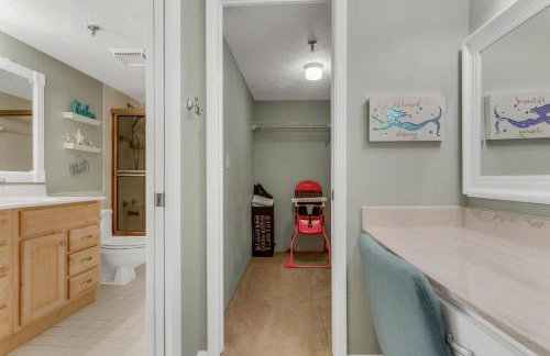 Fabulous ocean and beach views with top complex amenities - Photo 25