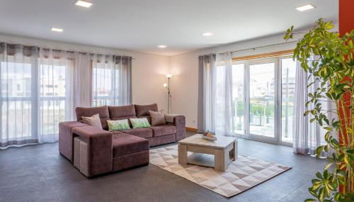 ALOJAMENTO INVESDORA E GOVERNADOR - Foto 2