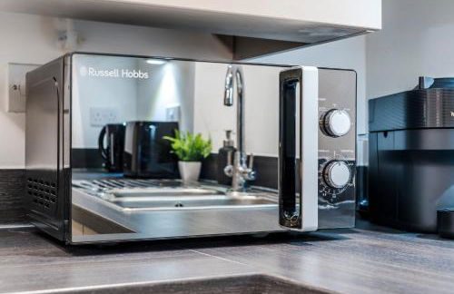 TheCountingSheep - Heathrow in 15 mins - Glass Balcony - Dedicated Workspace - Foto 16