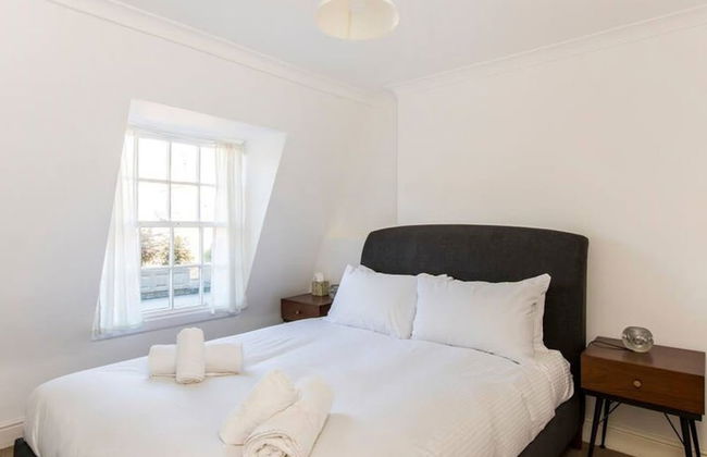 Beautiful 2-bed Flat Notting Hill - Photo 22