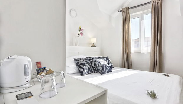 Boutique Rooms - With Pool - 8 - R302 - Foto 5, Habitación