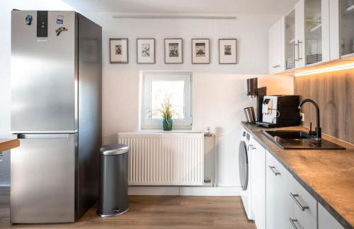 EICH-Penthouse, zentral am Stadtwald mit Ausblick über die Stadt, 24h self check-in, Netflix, DisneyPlus - Foto 17