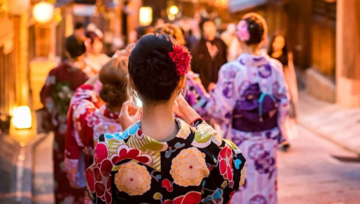 Tour noturno por Gion