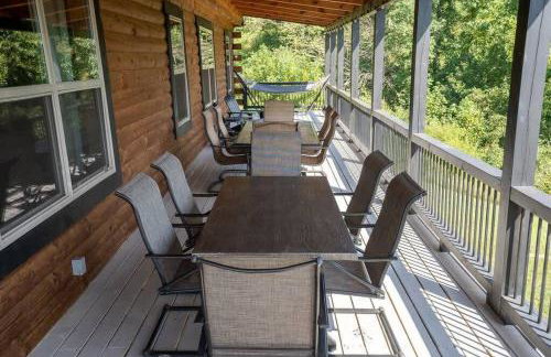 Serenity Ridge- Scenic Luxury Log Estate Getaway - Foto 30