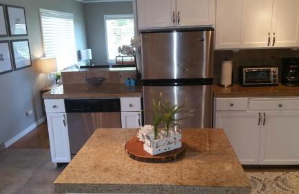 Cowell's Beach Retreat - steps to beach, restaurants, wharf, Boardwalk, shops, fast wifi, surf-in surf-out - Foto 32