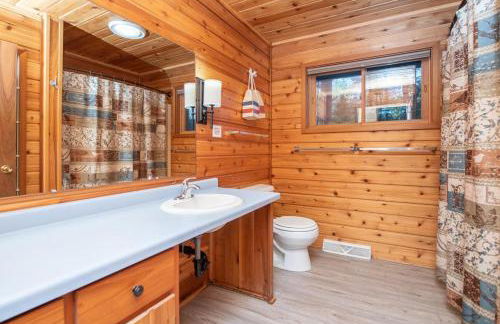 Porch in the Pines in Eagle River WI - Photo 17