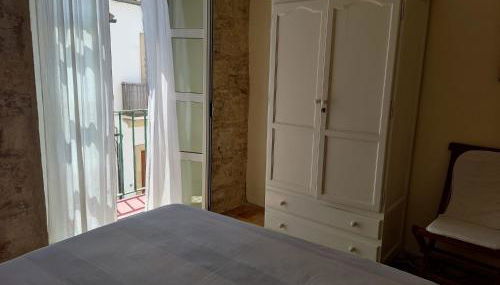 El Brujo - Foto 2, wardrobe