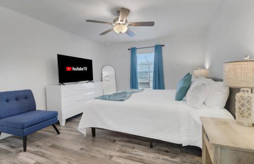 Luxury Retreat with Heated Saltwater Pool and Big Patio Perfect for 2 families - Foto 12