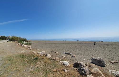 Boutique apartment near the beach, 1 Gbps Wi-Fi - Photo 54