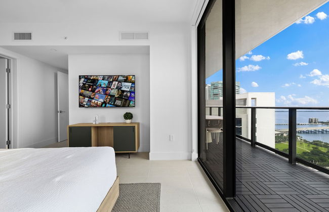 Prime Downtown Location Condos - Photo 38