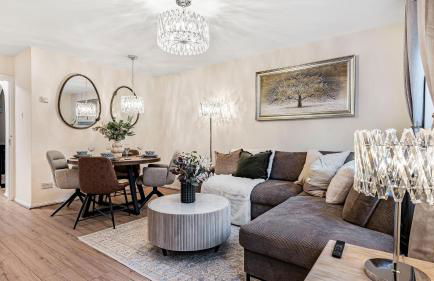 Luxurious 2-Bed Home Near NEC, BHX Airport & JLR Ideal for Contractors or Lesiure Stays Long term stay available - Foto 1