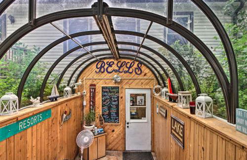 Pet-Friendly Beachfront Dent Cabin with Grill! - Foto 15