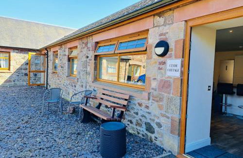 Clyde Cottage - Photo 1