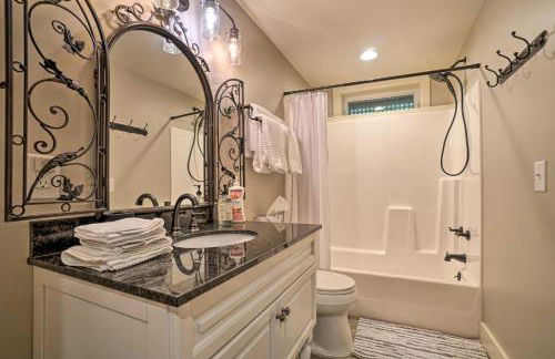 Riverfront Tallulah Falls Cabin with Hot Tub! - Foto 32