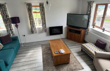 Staycation 3-bedroom home with panoramic views free off road parking - Foto 30