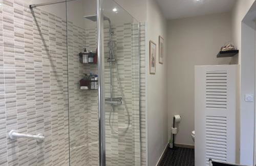 Maison de standing, jardin & BBQ - Circuit 24H à 5 min - Photo 8