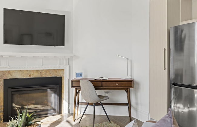 Placemakr Dupont Circle - Photo 51