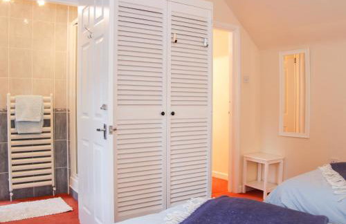 Cream Door Cottage - Photo 20