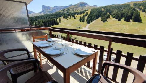 Studio 4 personnes Sud rénové - pied des pistes - Foto 1