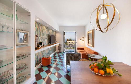 The Literary House - Photo 1