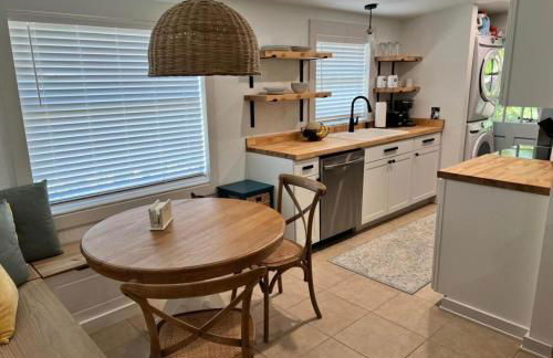 Styled Naples Home short bike ride to 5th Ave and Beach - Foto 2