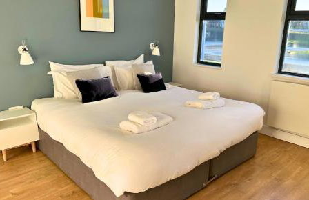 Kitty Lass- 2 Bed Luxury Apartment by Together Travel - Photo 10