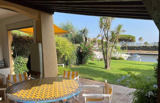 Lovely Holiday Apartment by the sea in Grimaud - Photo 9