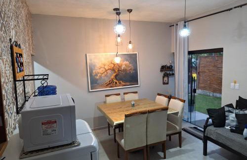 5 pessoas-praia-jacuzzi-Ar em cada quarto -Wi-Fi-estacionamento Residencial Raio de Sol - Foto 9