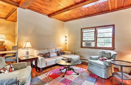 Wawayanda House on 62 Acres - Multiple Fireplaces! - Foto 5