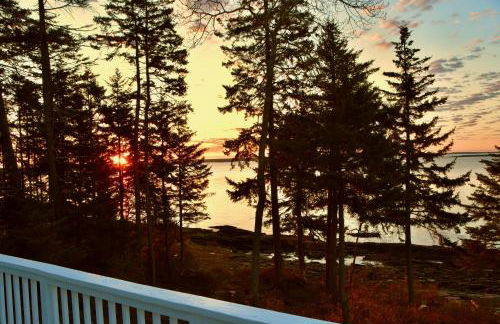Betty's Place - Cozy ocean front getaway with views of Casco Bay - Foto 31
