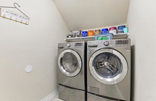 5 Bedroom Luxurious Retreat in Schertz, San Antonio - Foto 37