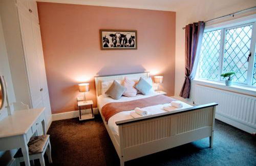 Northfield Cottage, Games & Arcade Room, Dog Friendly HS2, NEC, BHX, M42, Family Gatherings, Contractors, Hot Tube Hire Optional - Foto 44