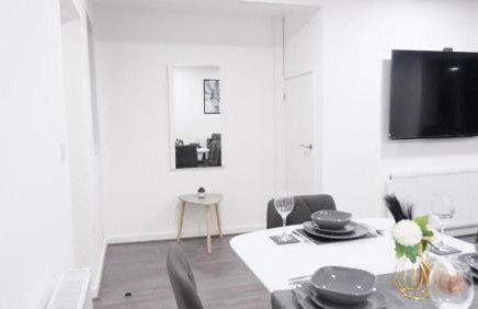 Manchester Entire 3-Bed House Sleeps 5 w Parking - Foto 18
