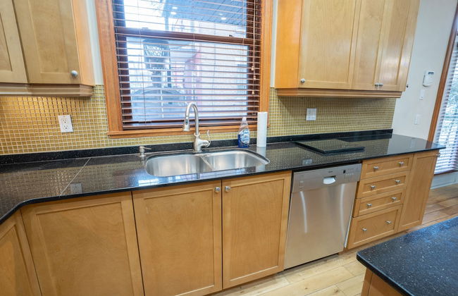 Chic 2BR near Little Italy 5min to Metro - Foto 8