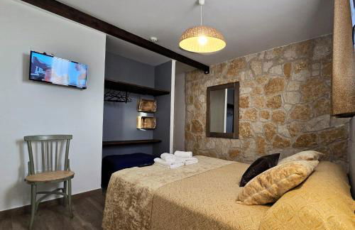 Entreacebedas rural&vacaciones, alojamientos con jardín PRIVADO, barbacoa y chimeneas - Foto 73