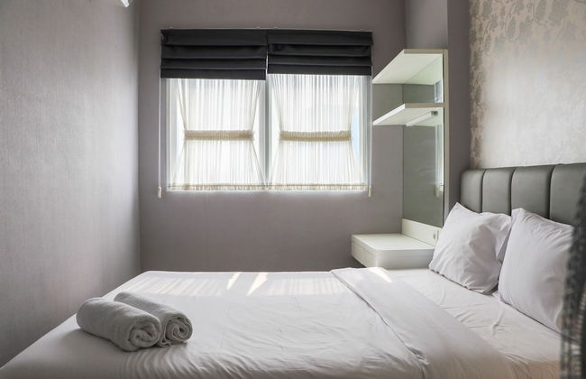 Minimalist And Warm 1Br Signature Park Grande Apartment - Photo 8