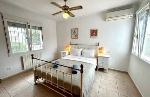 Casa Maria Granadella, three bedroom villa with private pool - Foto 21