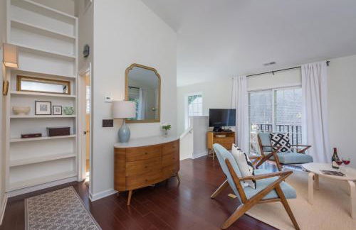 Luxe Loft Pet-friendly, Gas Grill & 5 Minutes from Town - Foto 18