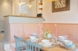 Enchanting Harbourside Cottage with Panoramic Views - Foto 16