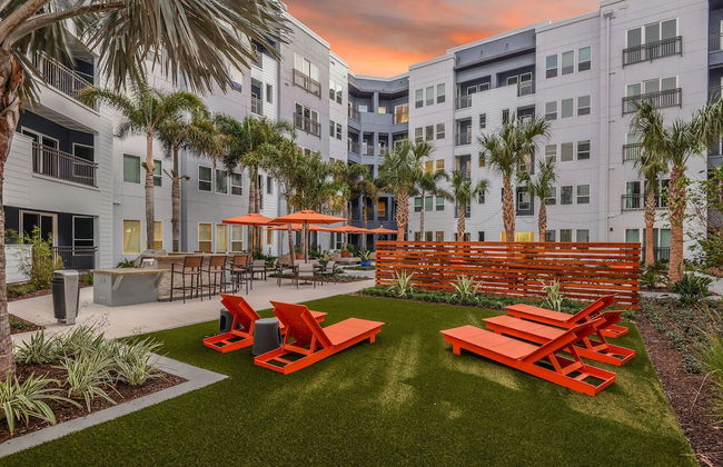 Stylish 2BR Near Dodgers Stadium by Oneluxstay - Foto 14