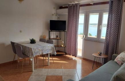 Apartments Donadic I, Caska - Photo 8