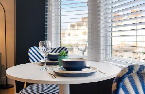 Central Location 3BR Home on Gladstone Street - Photo 27