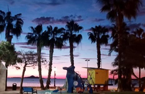 Modern Art Apartment 50m to the Beach - Foto 9