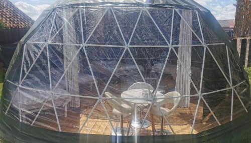 Lincoln Halo Dome,Hot Tub,6 beds, Projector - Groups OK - Foto 2