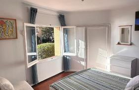 Apartamento con jardín a 11 metros de la playa. CG. - Foto 26