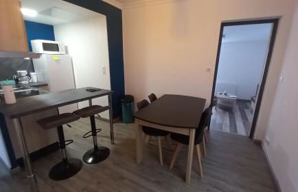 Saint-flour appartement au cœur de la ville - Foto 4