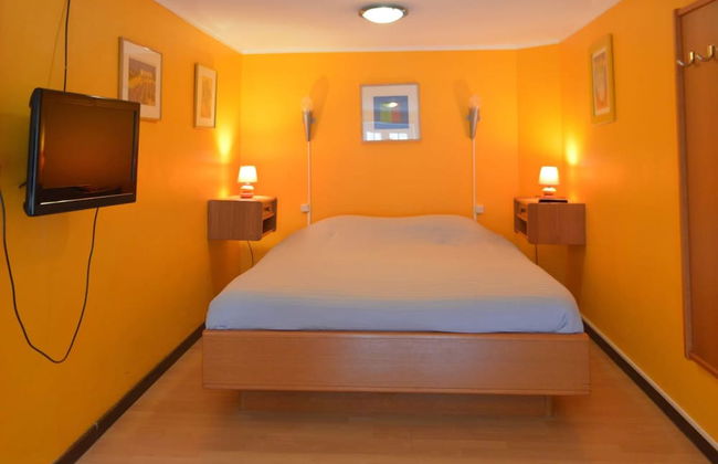 Cozy Holiday Home in Stoumont with Sauna & Hot Tub - Photo 4