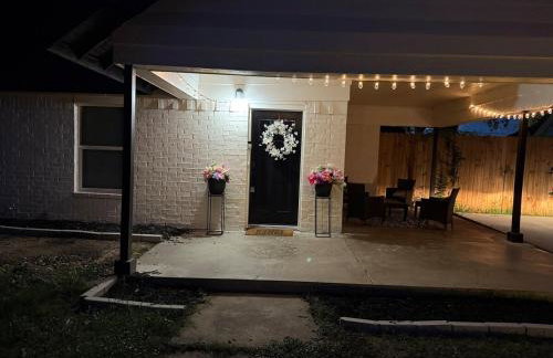 Spacious 3 bedroom 2 bath home in Downtown - Foto 28