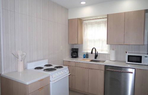 DT Location W Washer and Dryer. Fully Renovated. - Foto 2