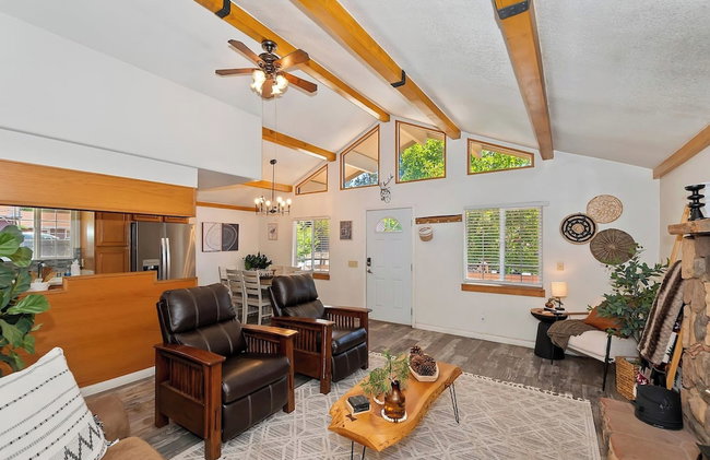 Bear Cub Cottage in Big Bear w/ HotTub & Firepit - Photo 41